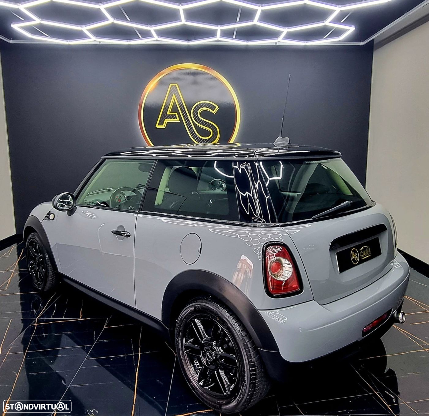 MINI 3 Portas One D - 2