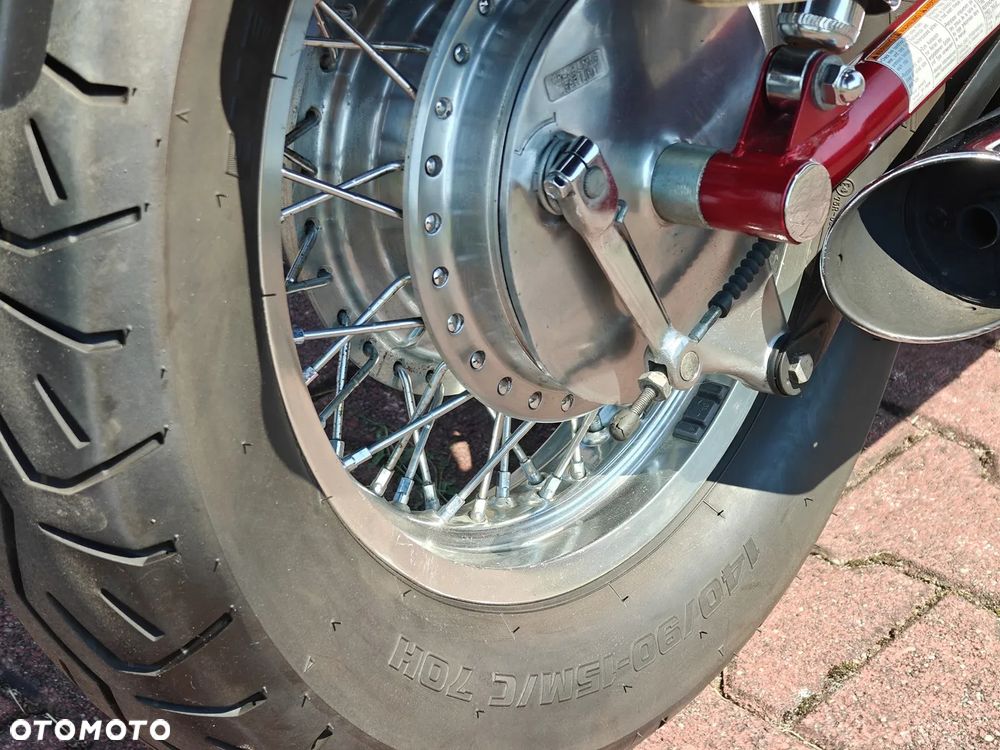 Suzuki Intruder - 19