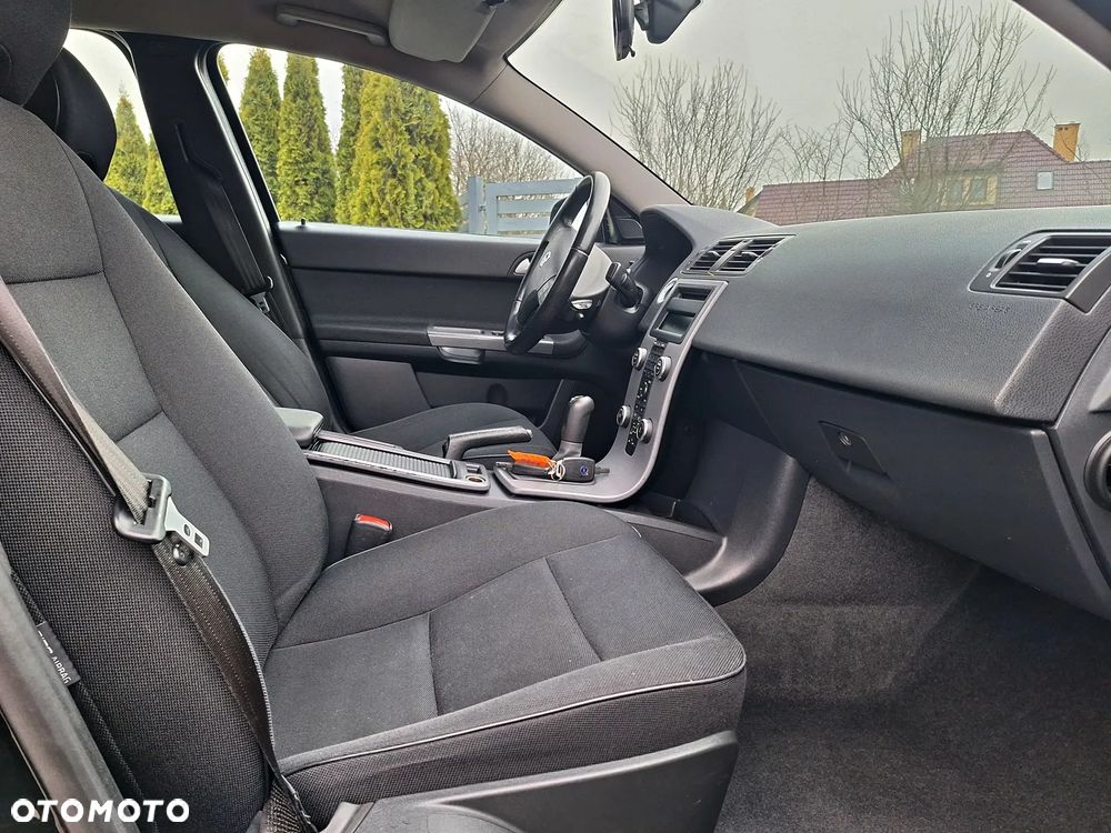 Volvo S40 1.8 Kinetic - 25