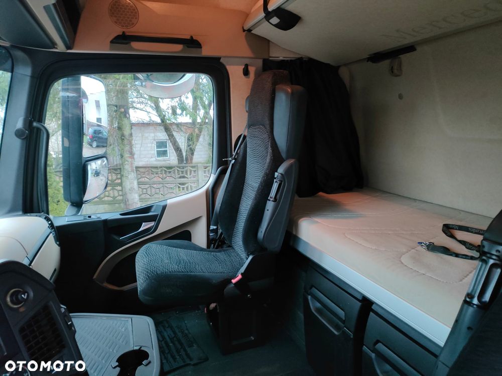 Mercedes-Benz Actros 1851 - 16