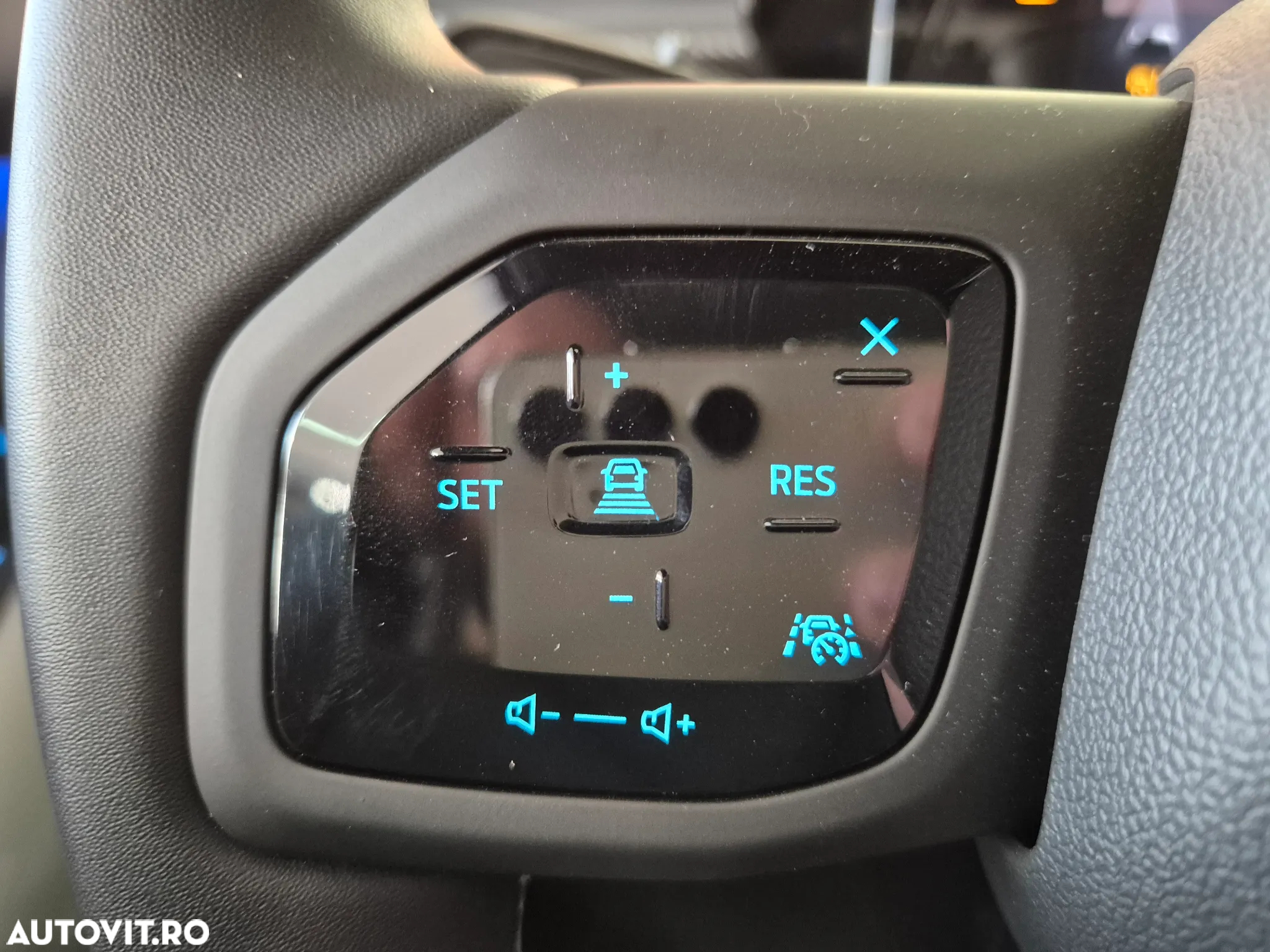 Ford Explorer AWD 79 kWh Extended Range Premium - 21