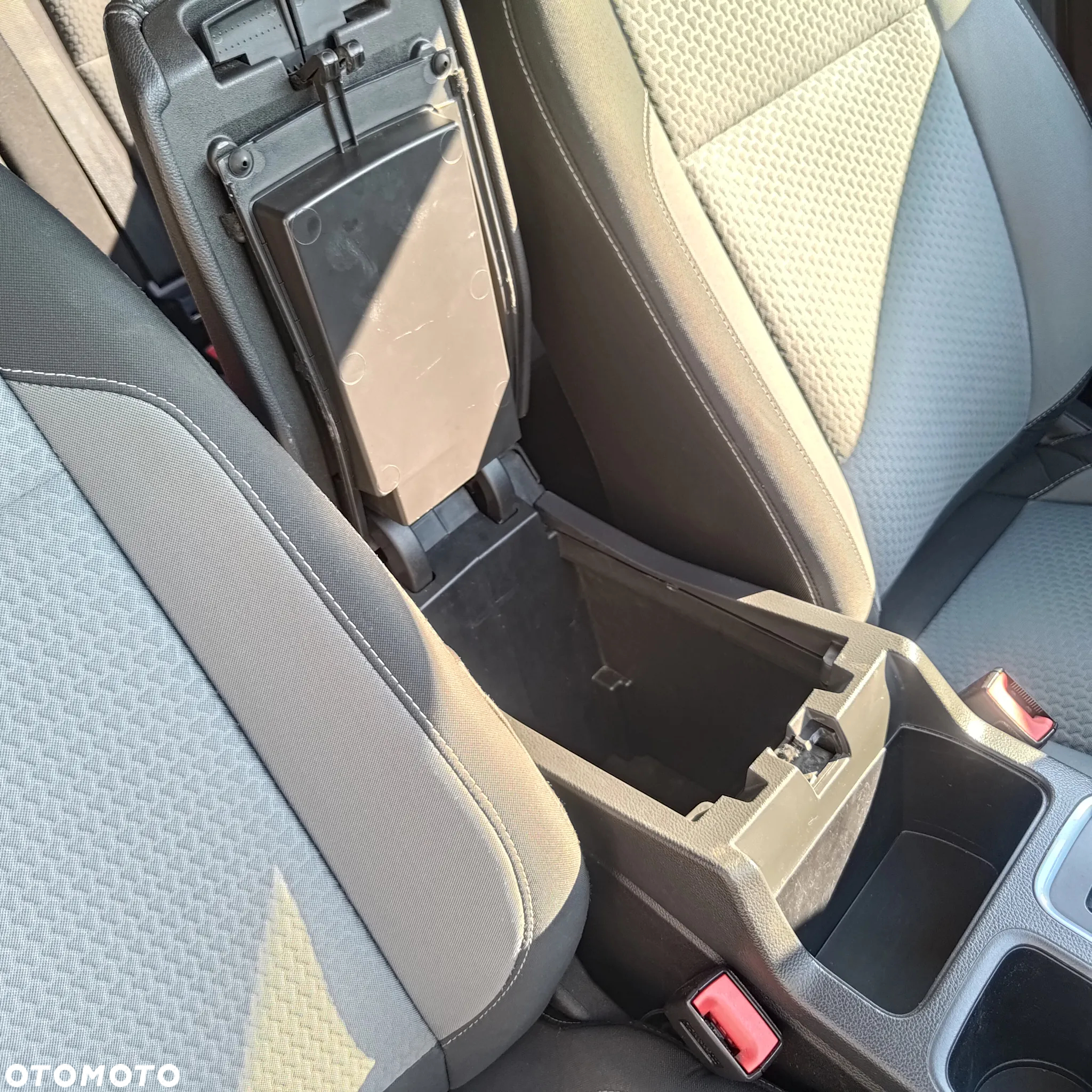 Ford Escape 1.5 EcoBoost AWD SE - 16
