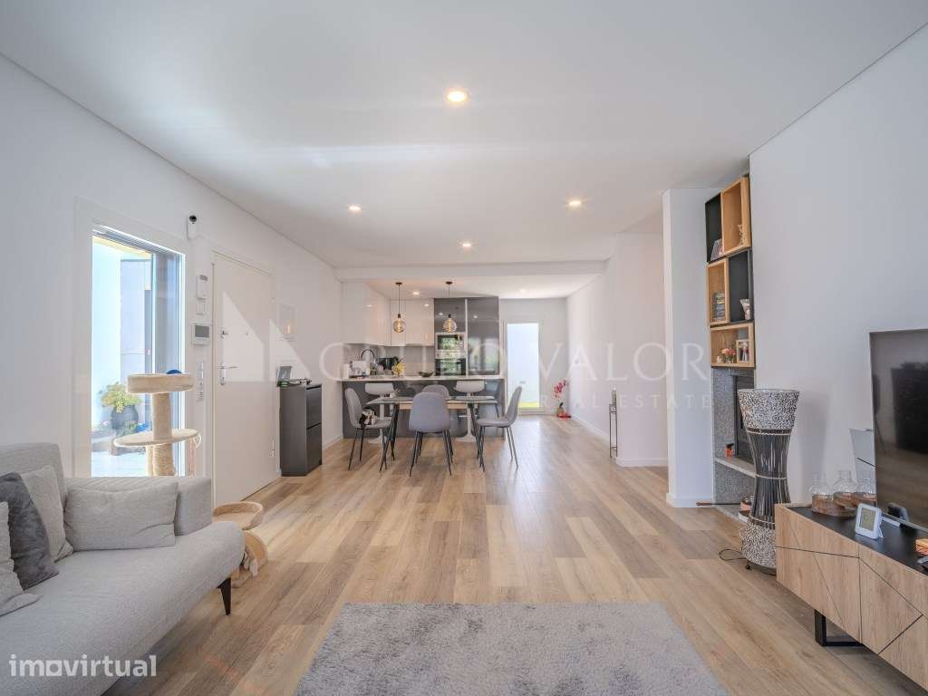 Moradia Térrea T2 na Pontinha -Acessibilidade e Design Contemporâneo - Grande imagem: 5/25