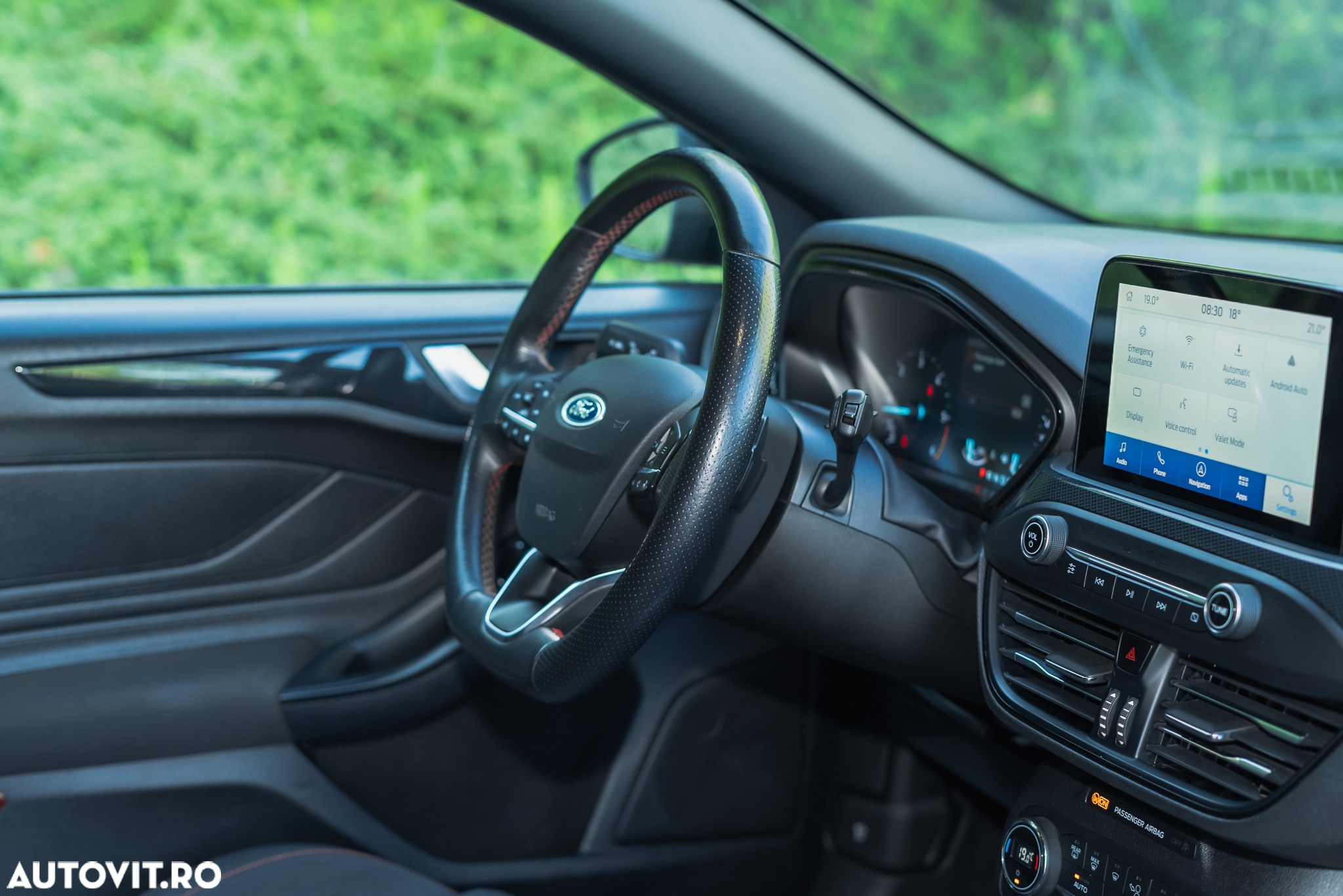 Ford Focus Turnier 1.5 EcoBlue Start-Stopp-System Aut. ST-LINE STYLE - 30