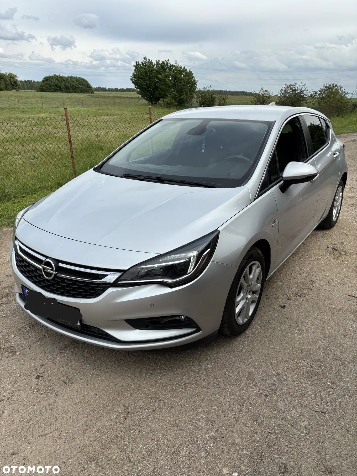 Opel Astra IV 1.6 CDTI Cosmo - 1