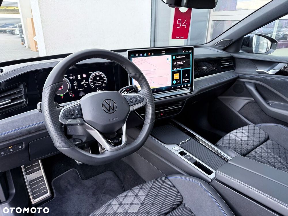 Volkswagen Passat Variant 2.0 TDI SCR R-Line DSG - 17