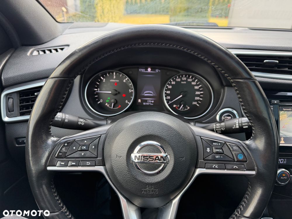 Nissan Qashqai 1.6 dCi Xtronic TEKNA+ - 21