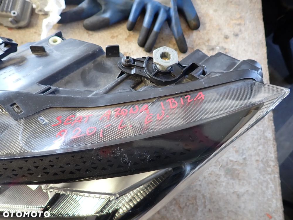 SEAT ARONA IBIZA 6F1941005C LAMPA LEWY PRZÓD - 4