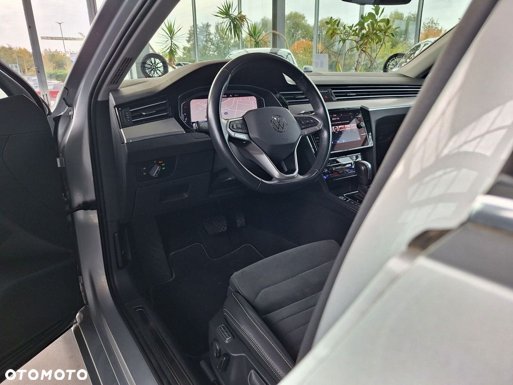 Volkswagen Passat 2.0 TSI Elegance DSG - 22