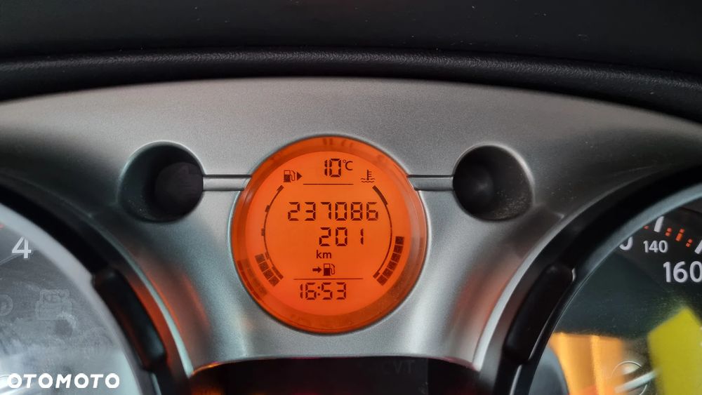 Nissan Qashqai - 12