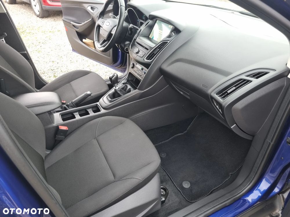 Ford Focus 1.5 EcoBlue Titanium X - 19