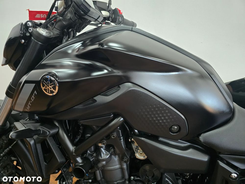 Yamaha MT - 16
