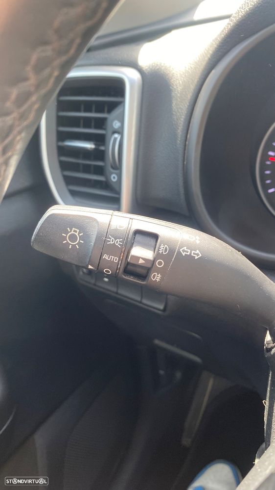 Kia Sportage 1.6 CRDI ISG Urban - 34