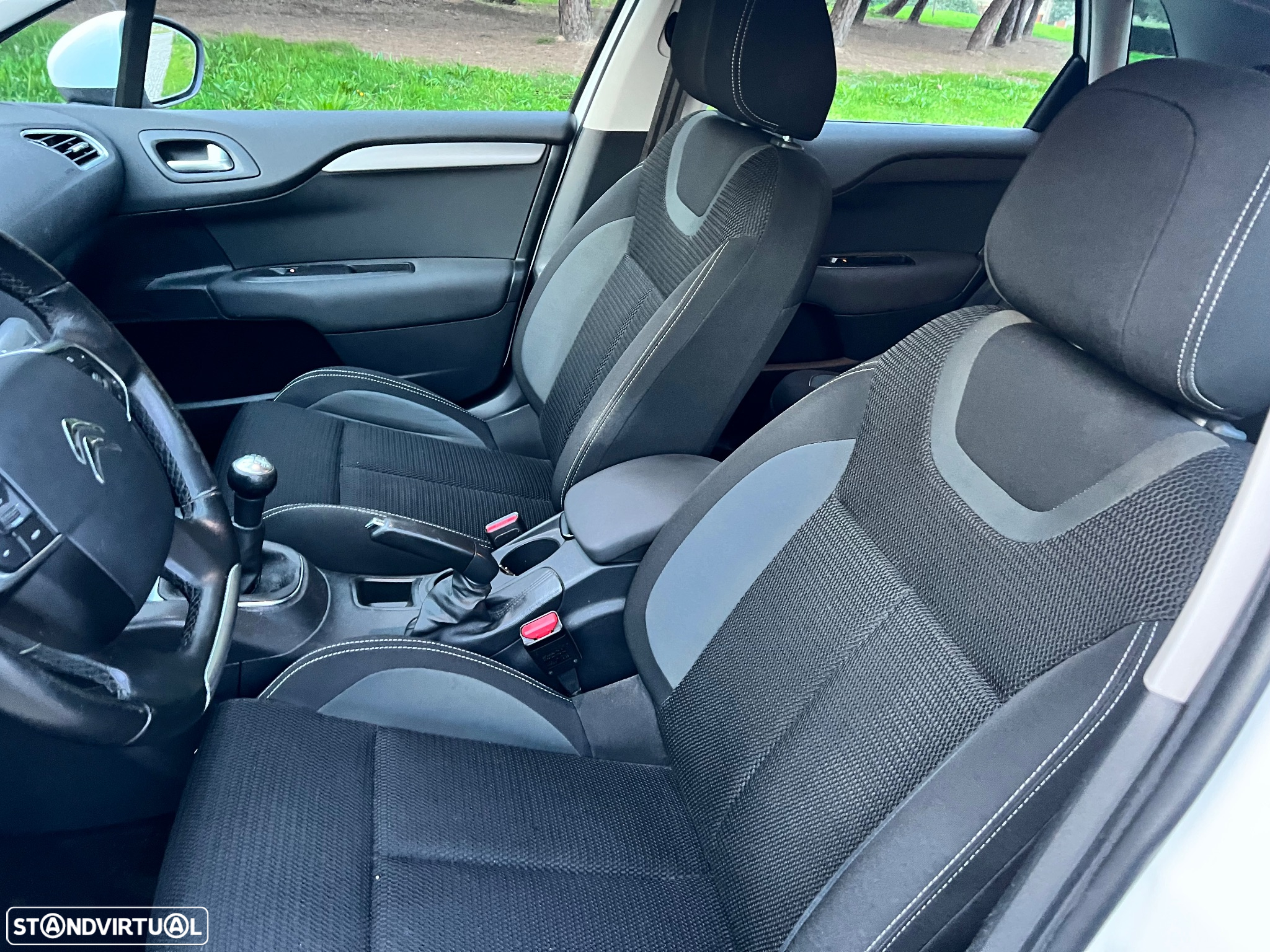 Citroën C4 BlueHDi 100 Stop&Start 86g Selection - 25
