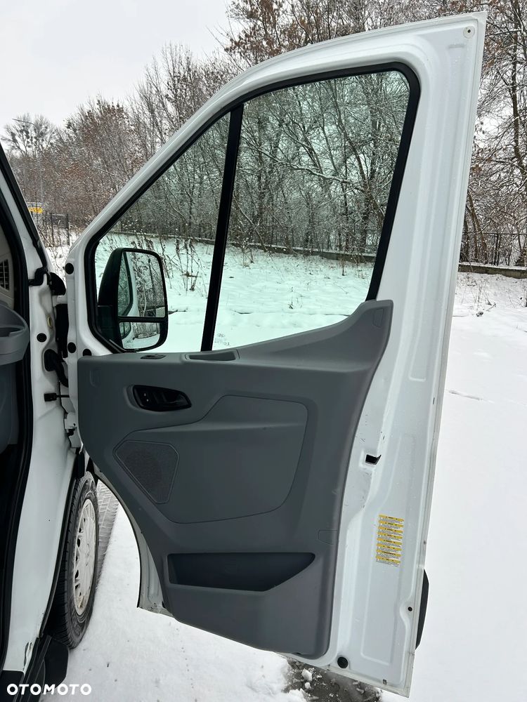 Ford Transit - 12