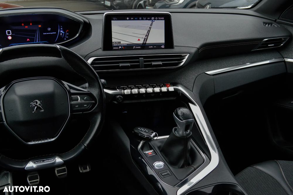 Peugeot 3008 1.2 PureTech Turbo S&S Allure - 40