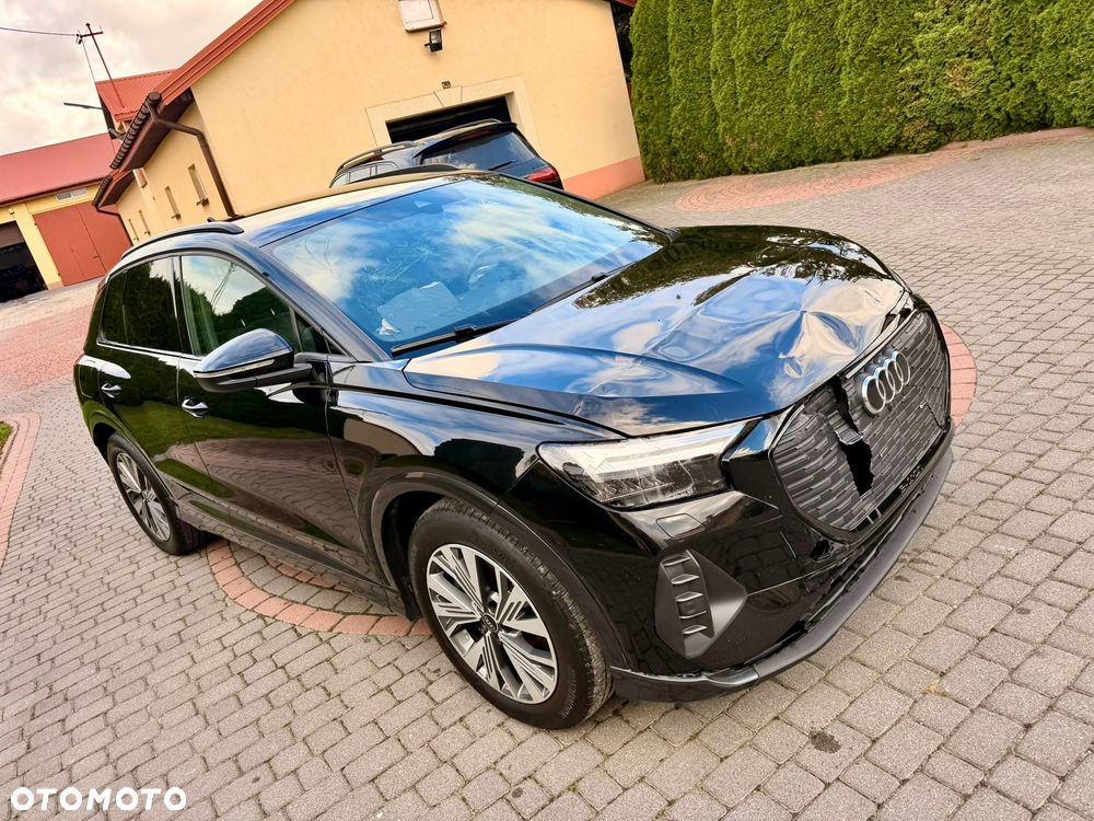 Audi Q4 e-tron 45 quattro - 2
