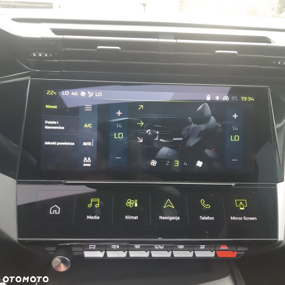 Peugeot 408 1.2 PureTech mHEV GT S&S e-DCS6 - 12