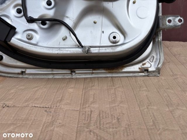 HONDA ACCORD VIII 08-12r DRZWI LEWE TYLNE KOMBI NH743M - 10