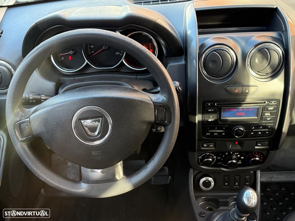 Dacia Duster 1.5 dCi SL Explorer 4WD - 11