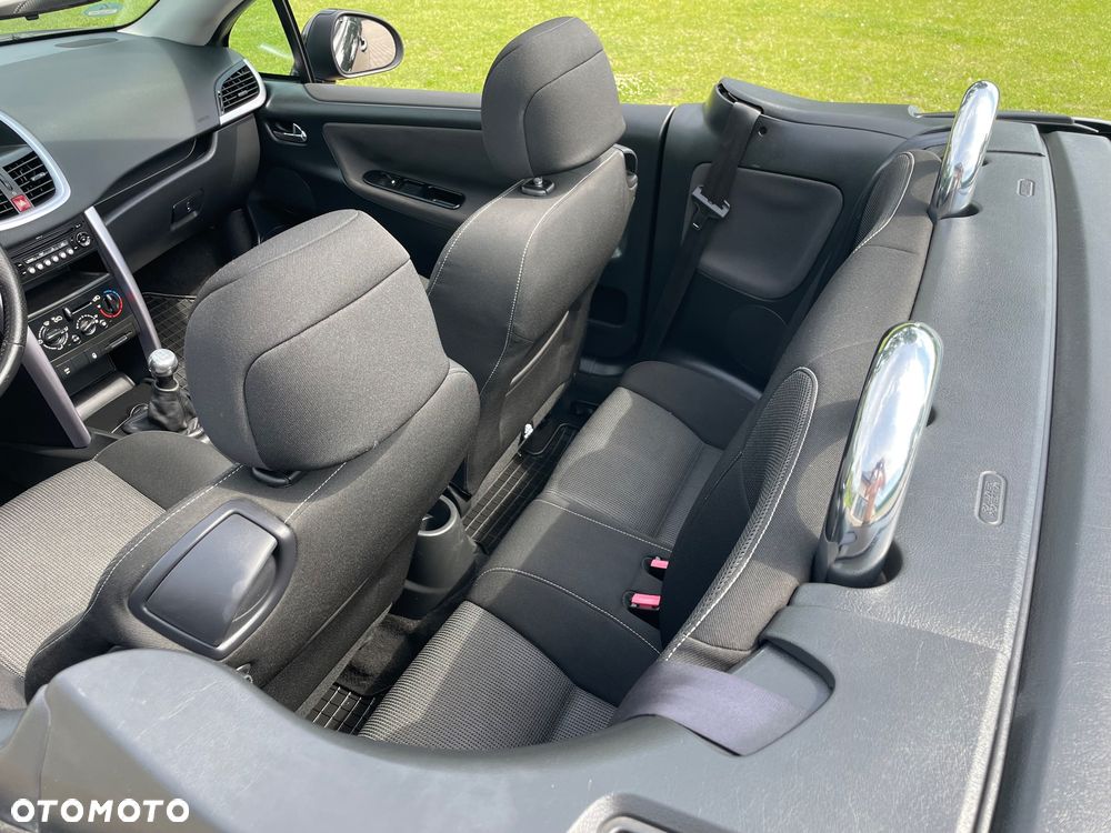 Peugeot 207 CC 1.6 Sport - 30