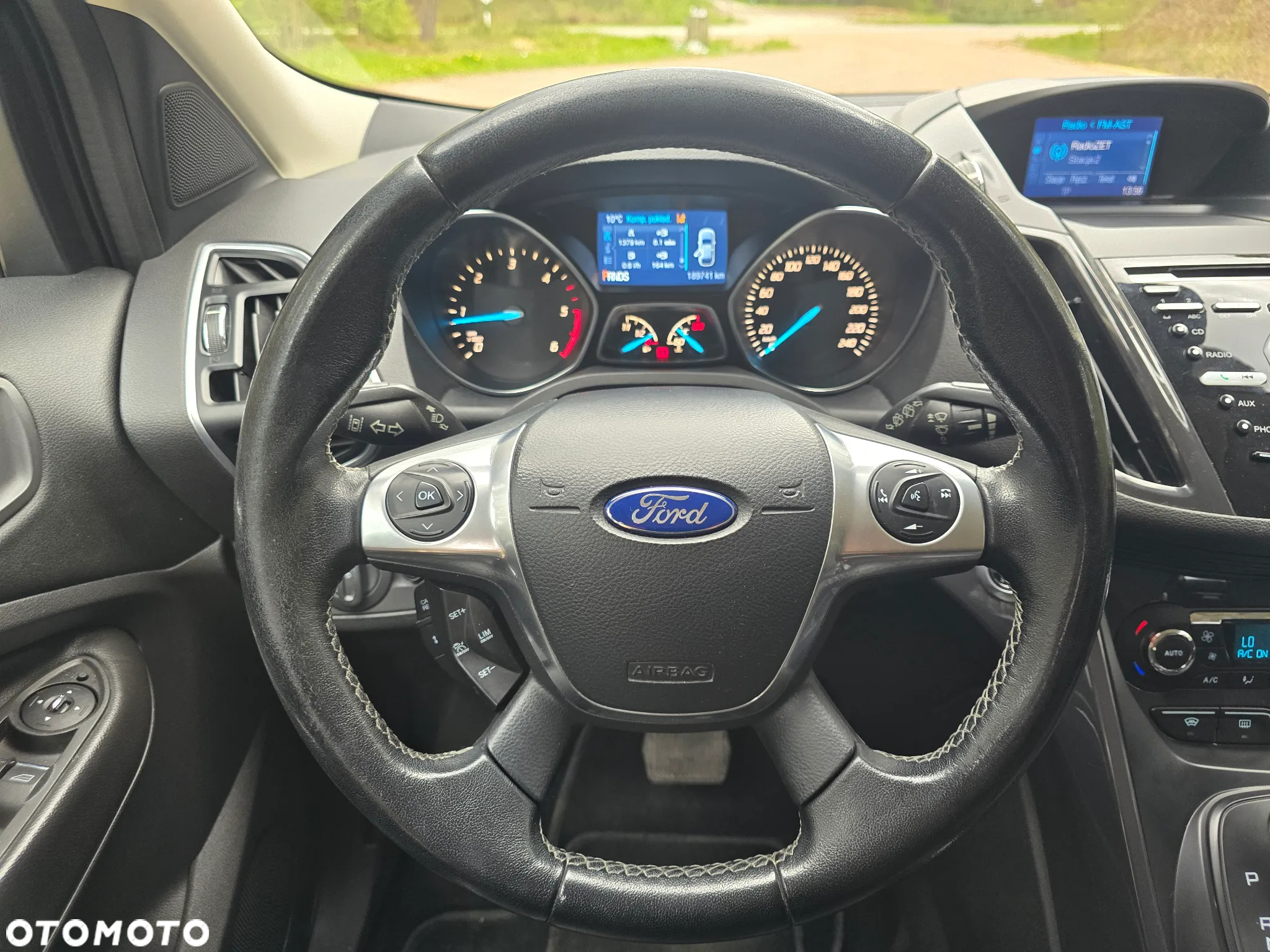Ford Kuga 2.0 TDCi 4x4 Individual - 25