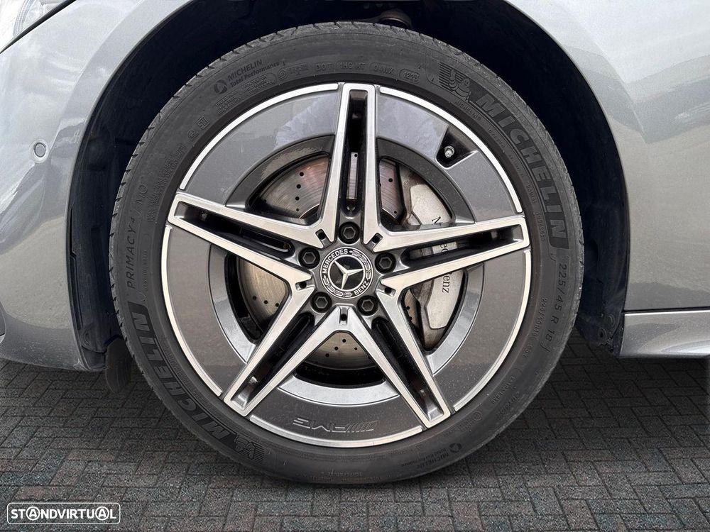 Mercedes-Benz C 300 e AMG Line - 10