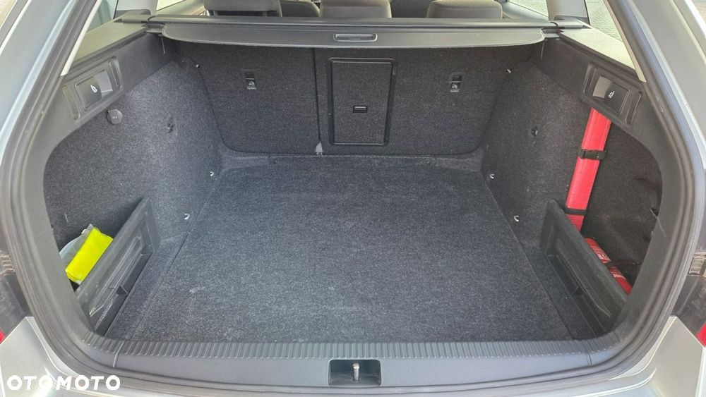 Skoda Octavia 2.0 TDI SCR Ambition - 23