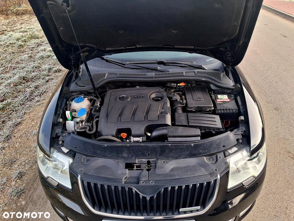 Skoda Superb 1.6 TDI GreenLine - 17