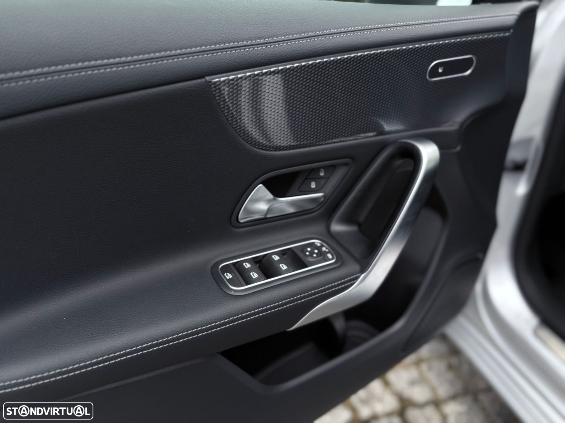 Mercedes-Benz A 180 7G-DCT Progressive - 17