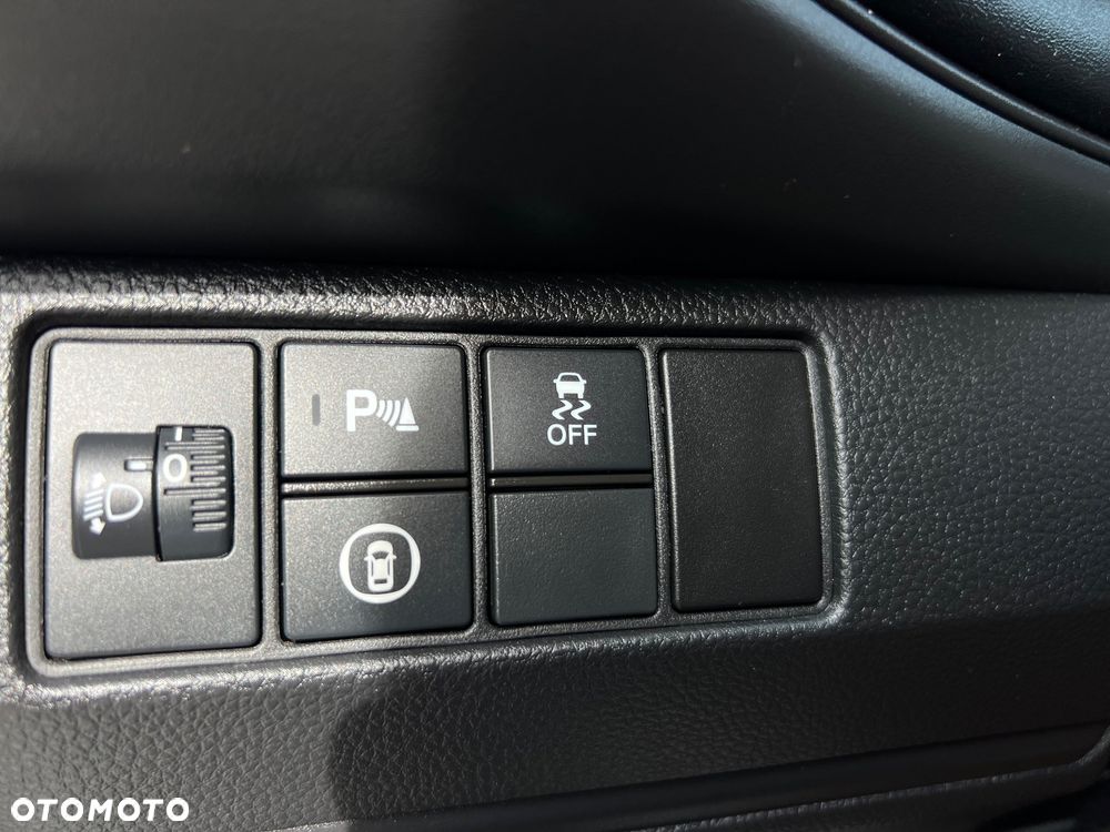 Honda HR-V 1.5 i-MMD Advance CVT - 29