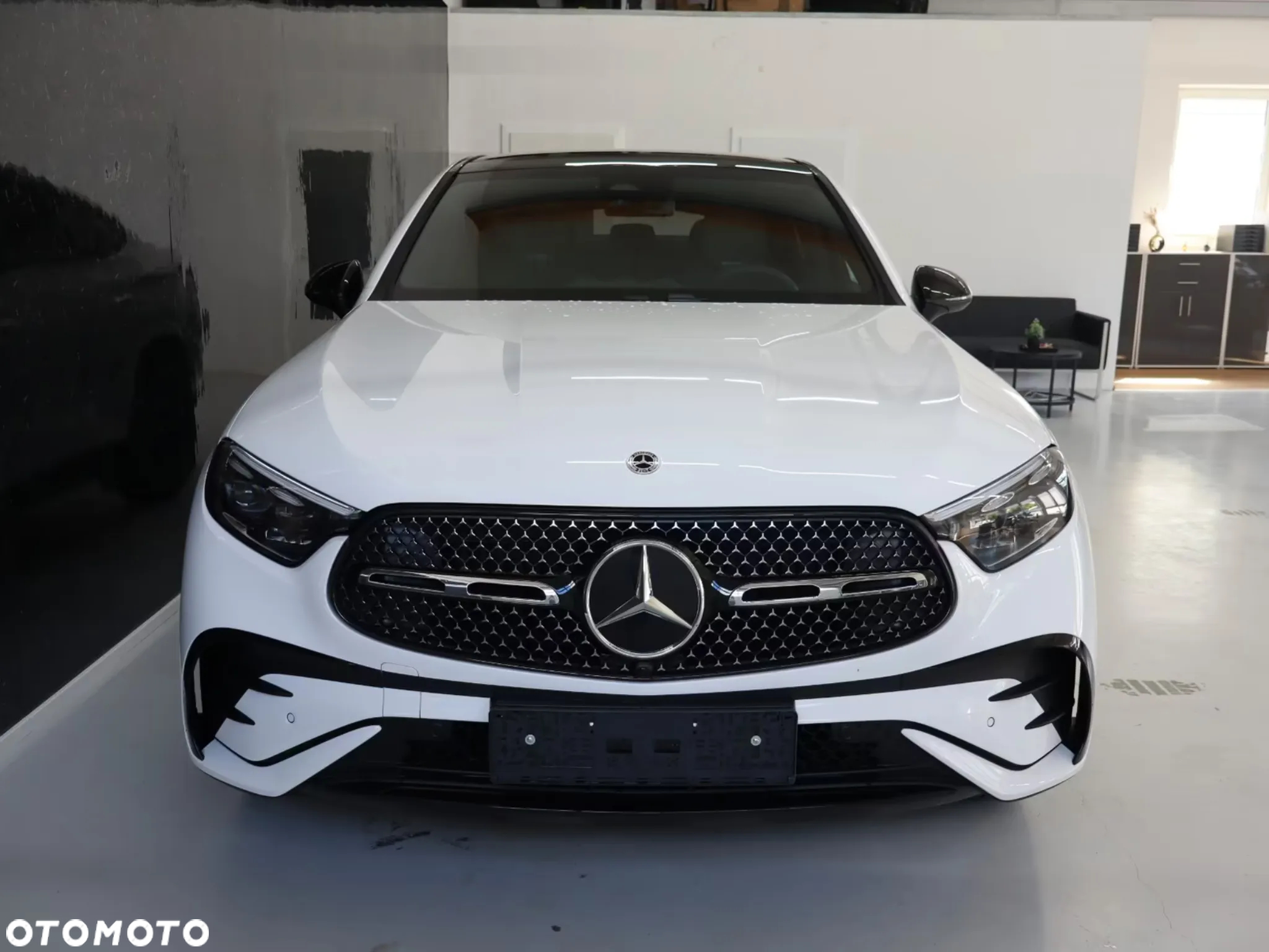 Mercedes-Benz GLC Coupe 220 d mHEV 4-Matic AMG Line - 2