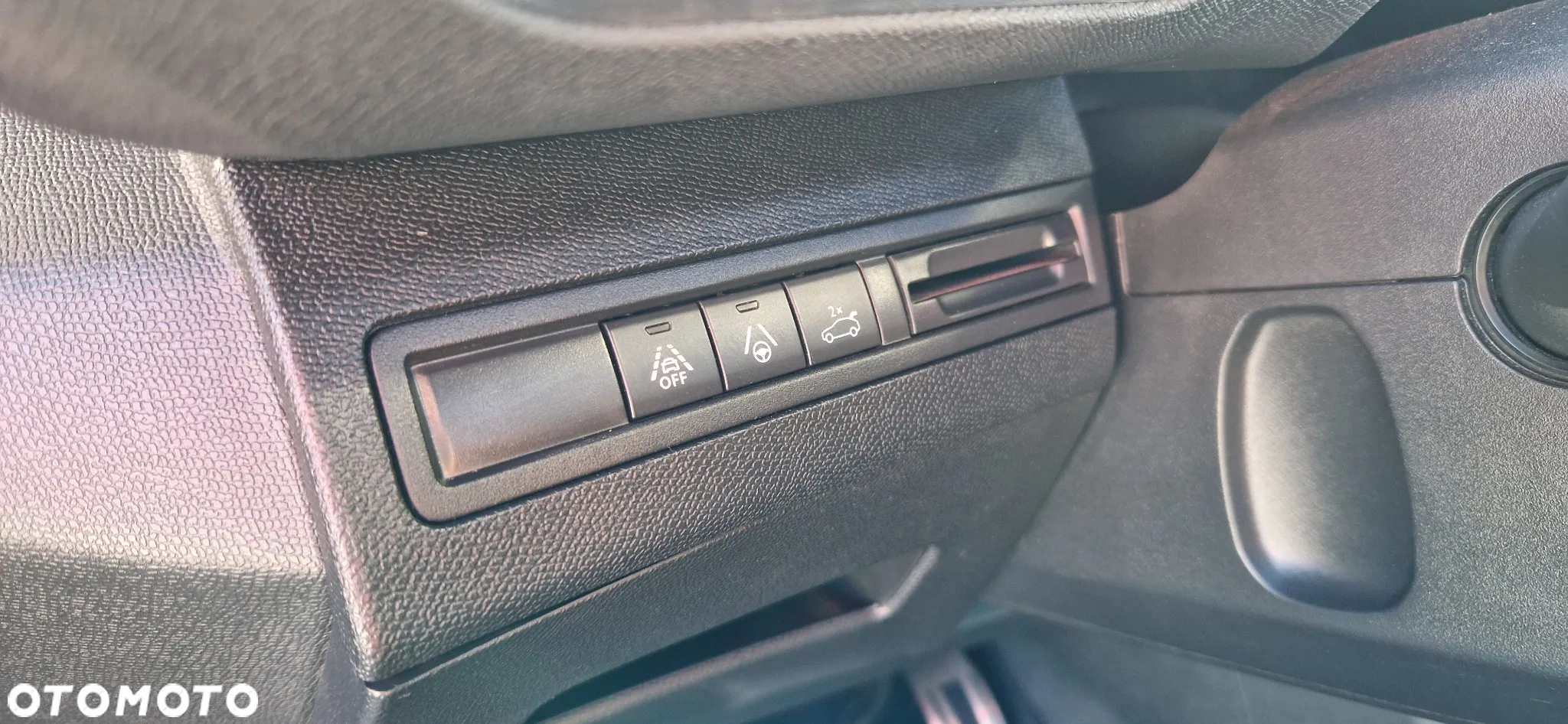 Peugeot 5008 BlueHDI 180 EAT8 GT - 16