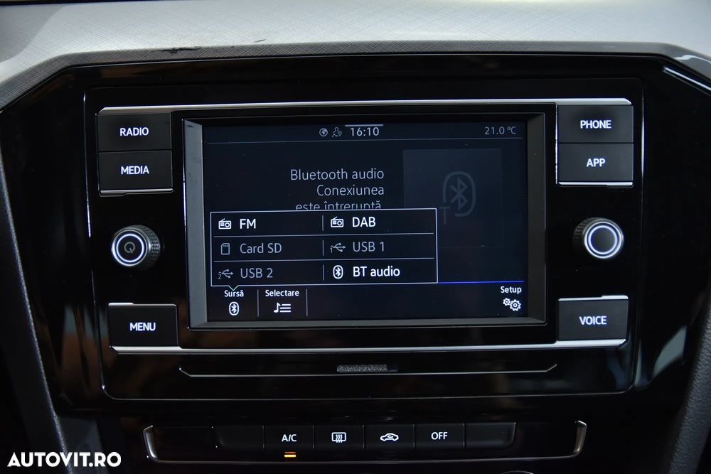 Volkswagen Passat - 18