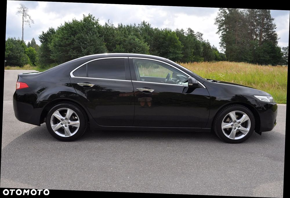 Honda Accord 2.0 Elegance 50 Jahre Edition - 14
