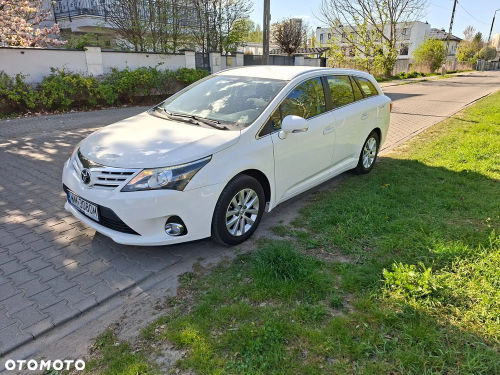 Toyota Avensis 2.0 Style - 2