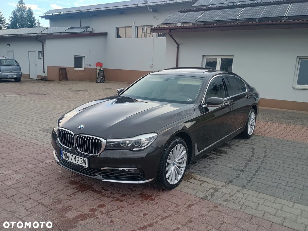 BMW Seria 7 740Li - 2