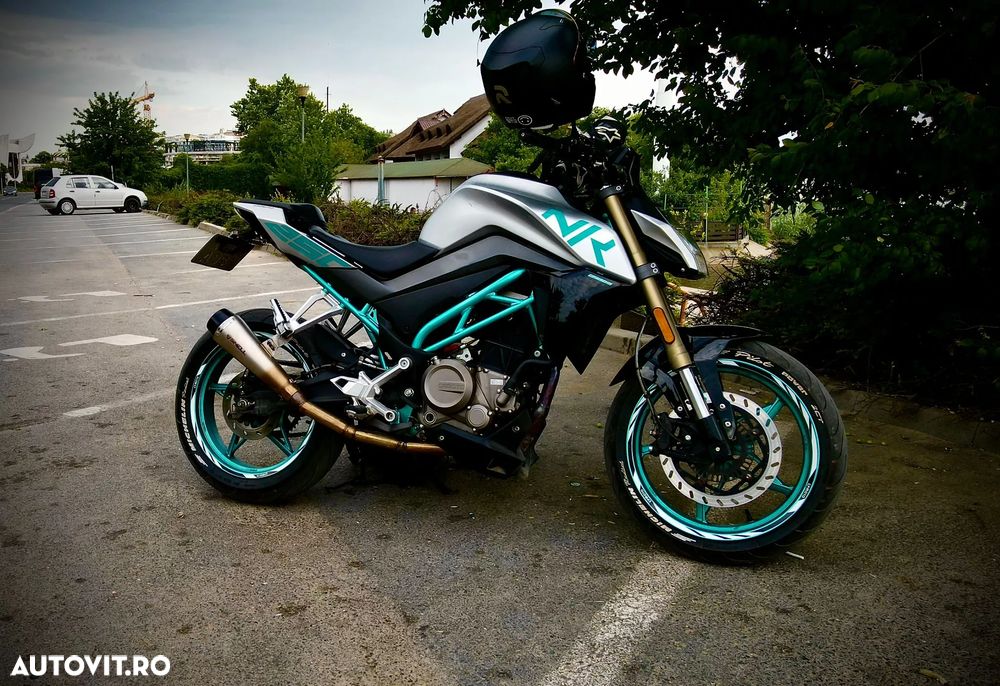 CF Moto 250NK ABS - 1