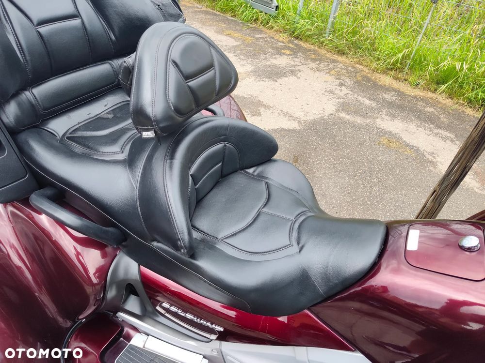 Honda GL - 32