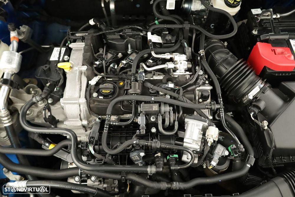 Ford Focus 1.0 EcoBoost MHEV ST-Line X - 24