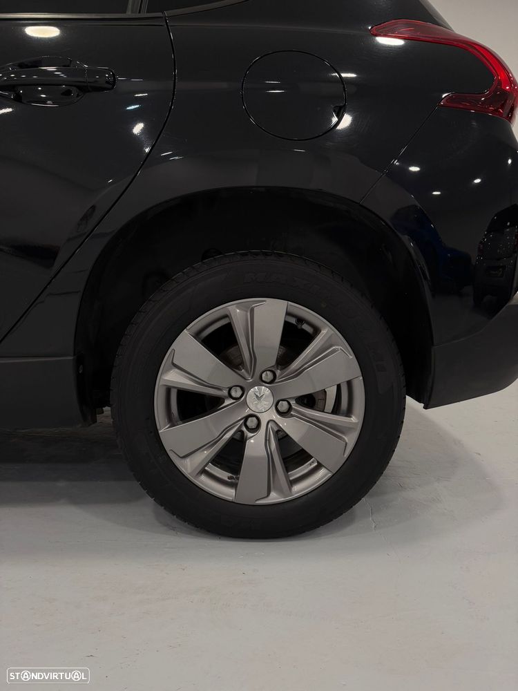 Peugeot 2008 1.2 PureTech Style - 25