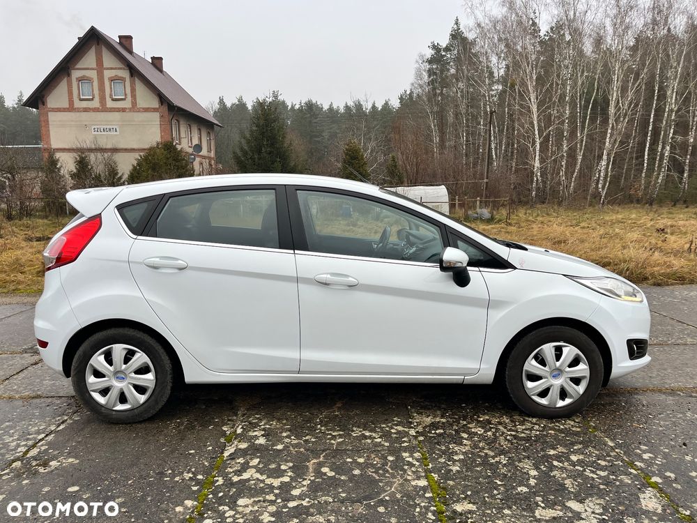 Ford Fiesta 1.6 TDCi Titanium - 9
