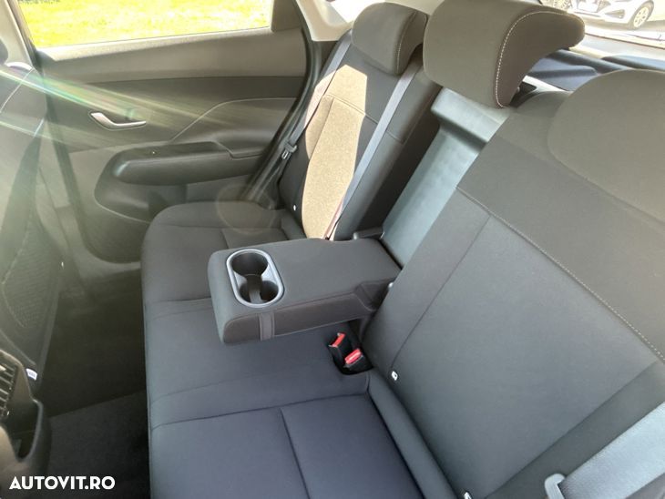 Hyundai KONA 1.6 T-GDI 138 CP 7DCT 2WD Premium+ - 16