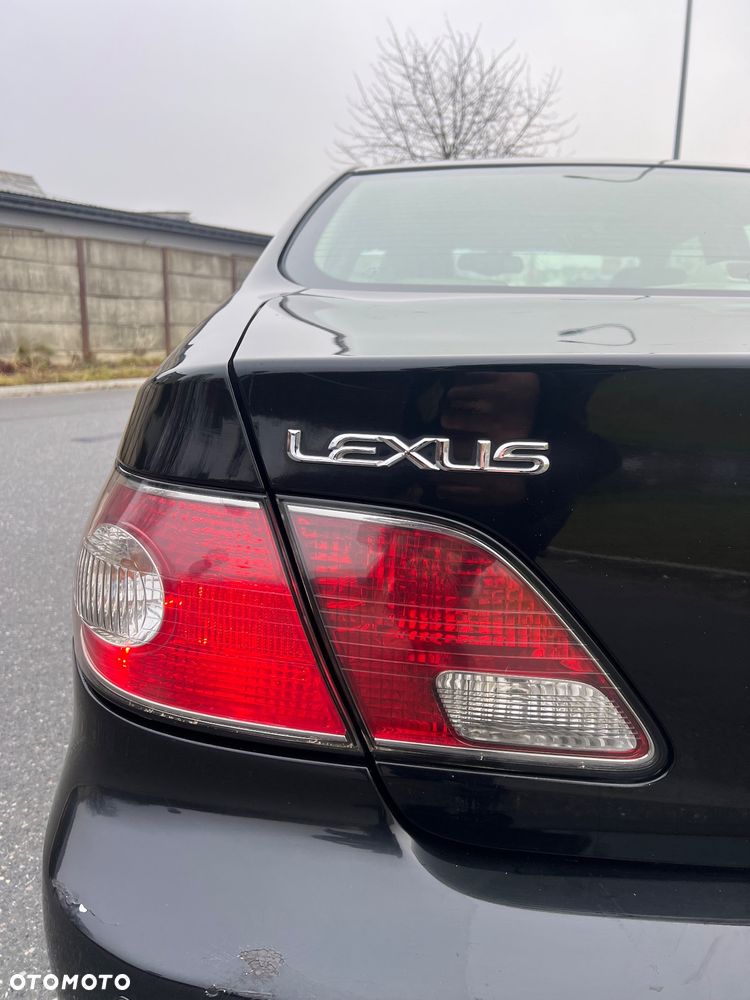 Lexus ES - 6