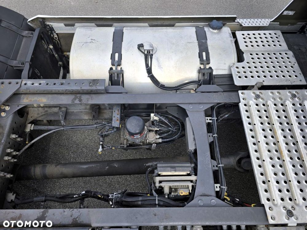 Renault GAMA T480 - 19