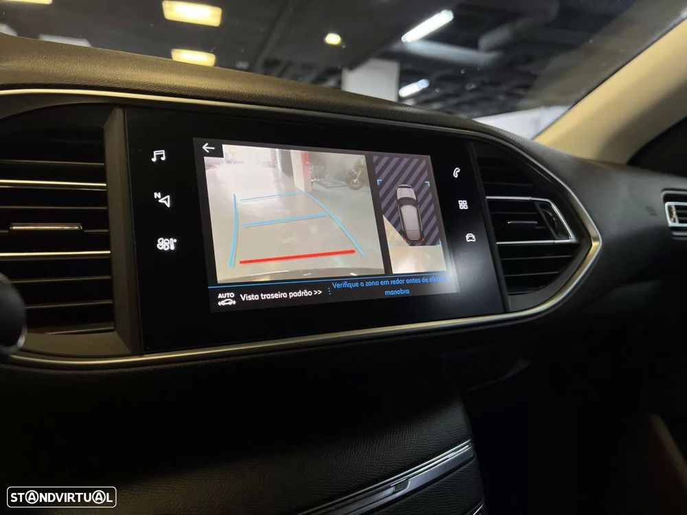Peugeot 308 1.2 PureTech Style J17 - 31