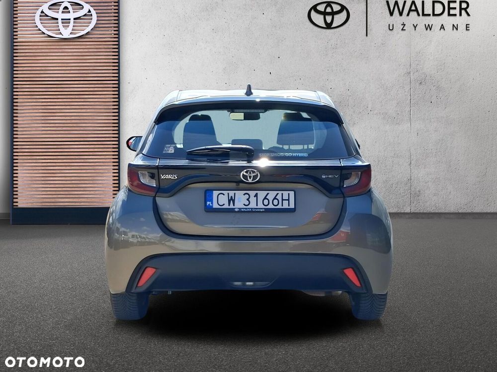 Toyota Yaris - 5