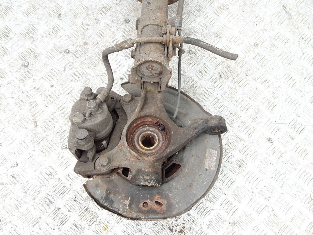 zwrotnica kolumna prawa toyota yaris iii 1.4 d4d - 5