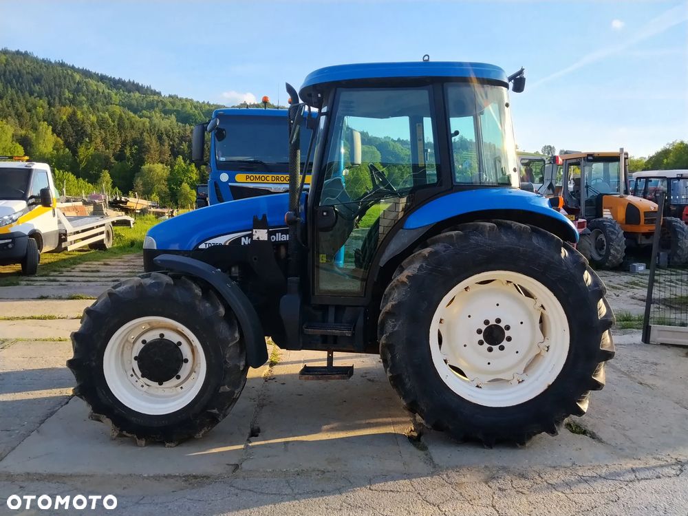 New Holland TD75D - 5