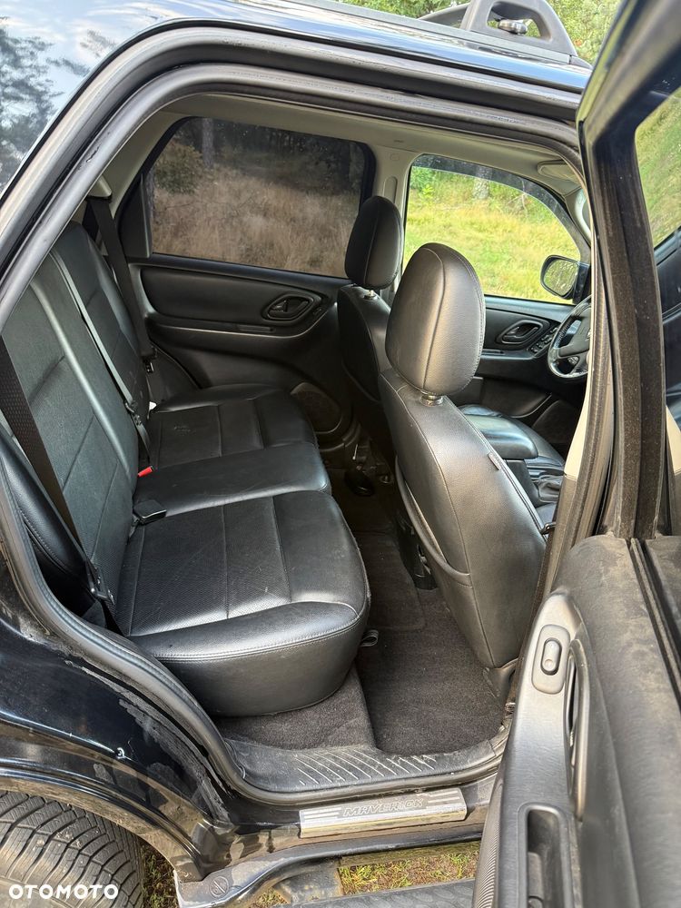 Ford Maverick 3.0 V6 Limited - 15